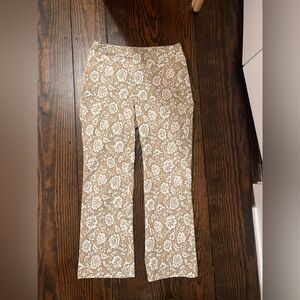 J McLaughlin Boot Leg Pull On Dress Pants Size 2 Tan White Jacobean Floral